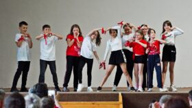 Vystoupení ke Dni matek - 18