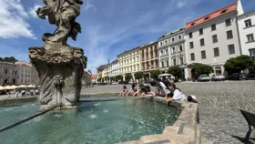 Mimo školní lavice - 08