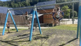 Odpoledne-na-školní-zahrade-09-2026-15